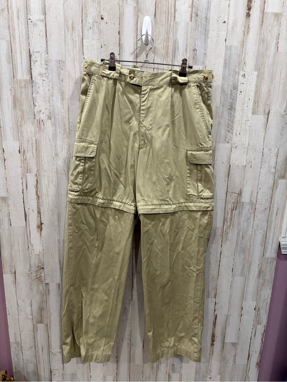 TravelSmith Men’s Convertible Cargo Pants Khaki Zip-Off Hiking Travel Pants 33L